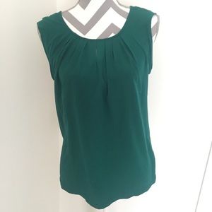 Great Condition: Green dressy tank top